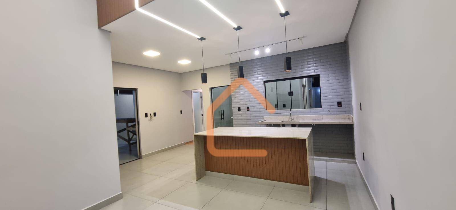 Casa à venda com 3 quartos, 123m² - Foto 4
