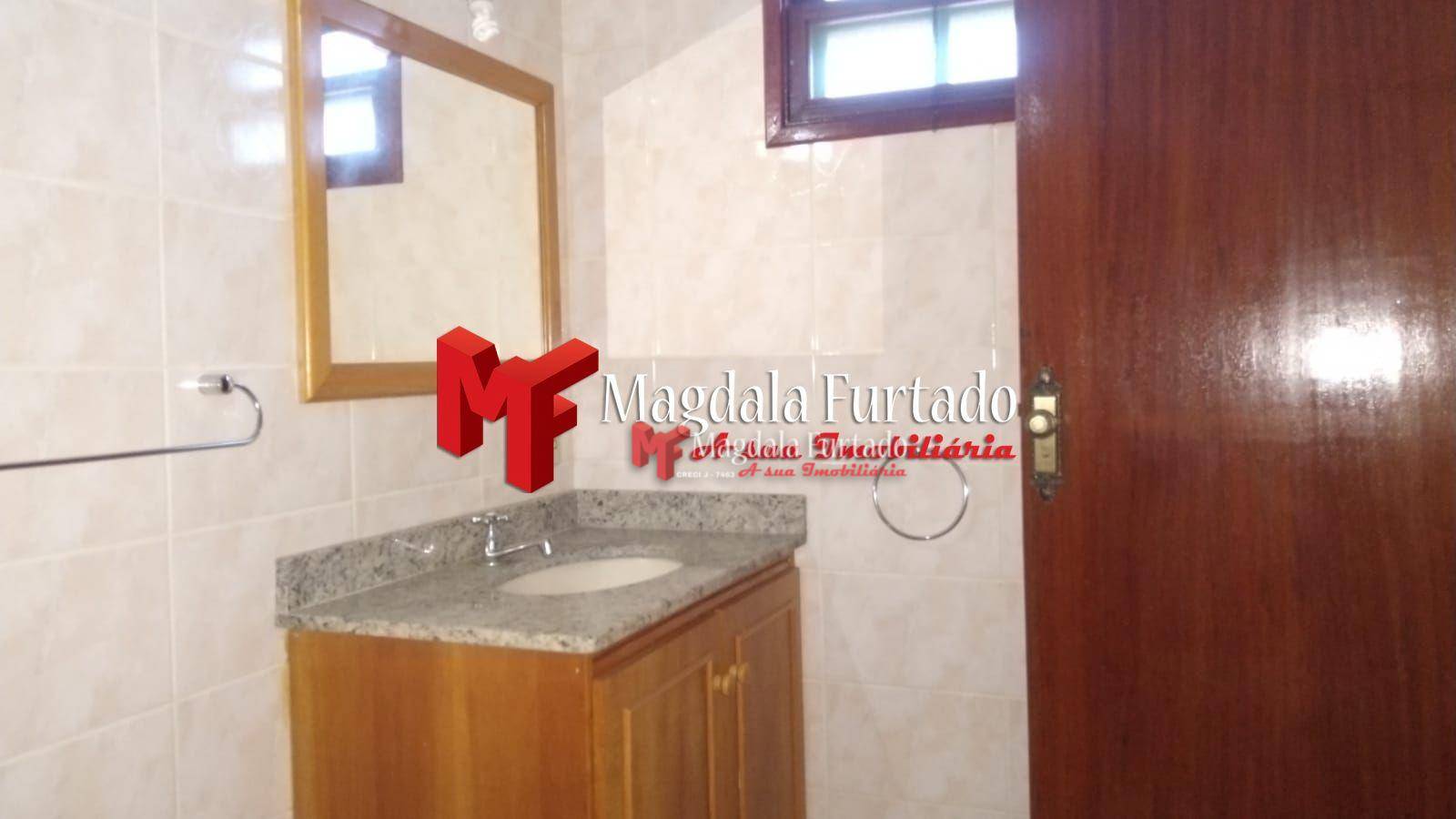 Casa à venda com 2 quartos, 130m² - Foto 13