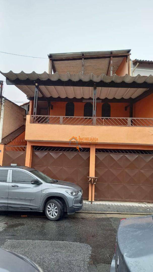 Casa à venda com 4 quartos, 220m² - Foto 2