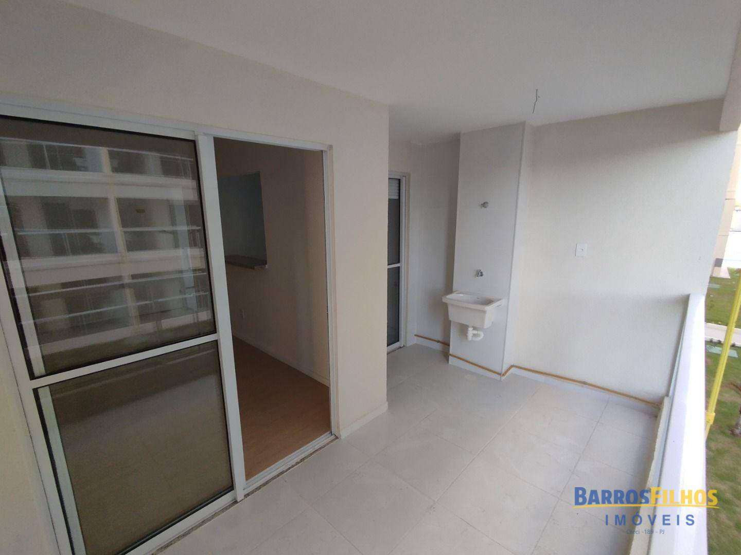 Apartamento para alugar com 3 quartos, 70m² - Foto 8