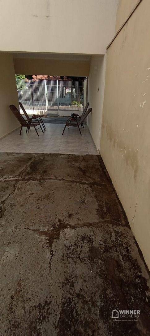 Casa à venda com 4 quartos, 220m² - Foto 17