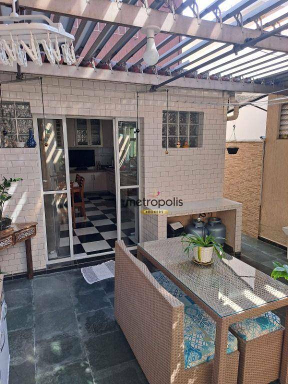 Sobrado à venda com 2 quartos, 162m² - Foto 1