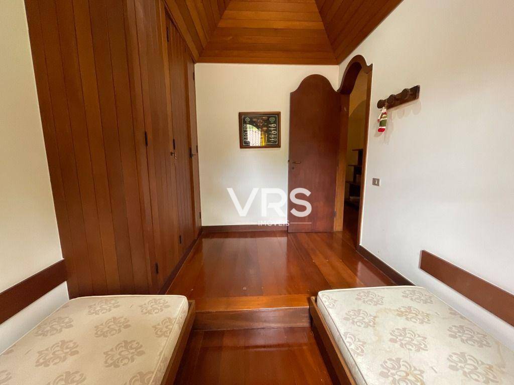 Casa de Condomínio à venda com 4 quartos, 259m² - Foto 24