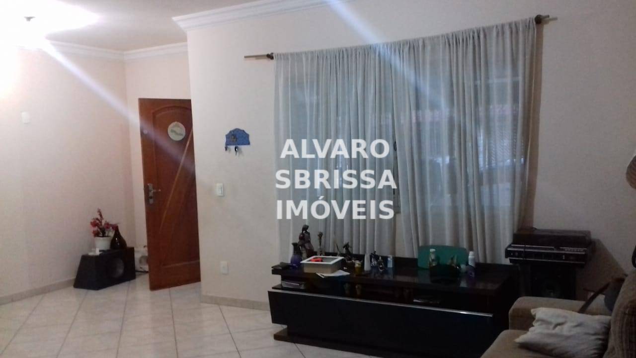 Casa à venda com 3 quartos, 180m² - Foto 3