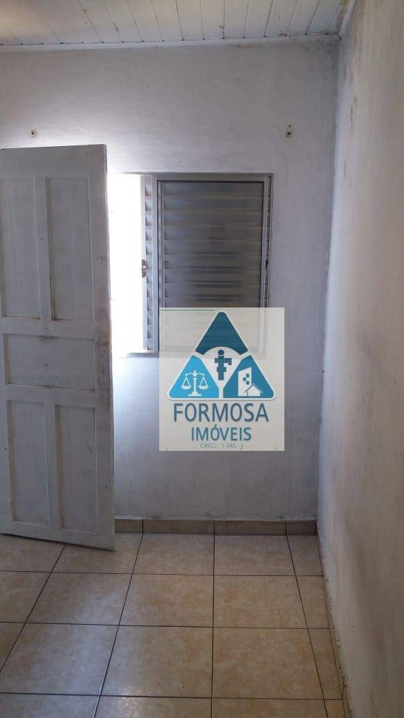 Casa à venda com 2 quartos, 40m² - Foto 7