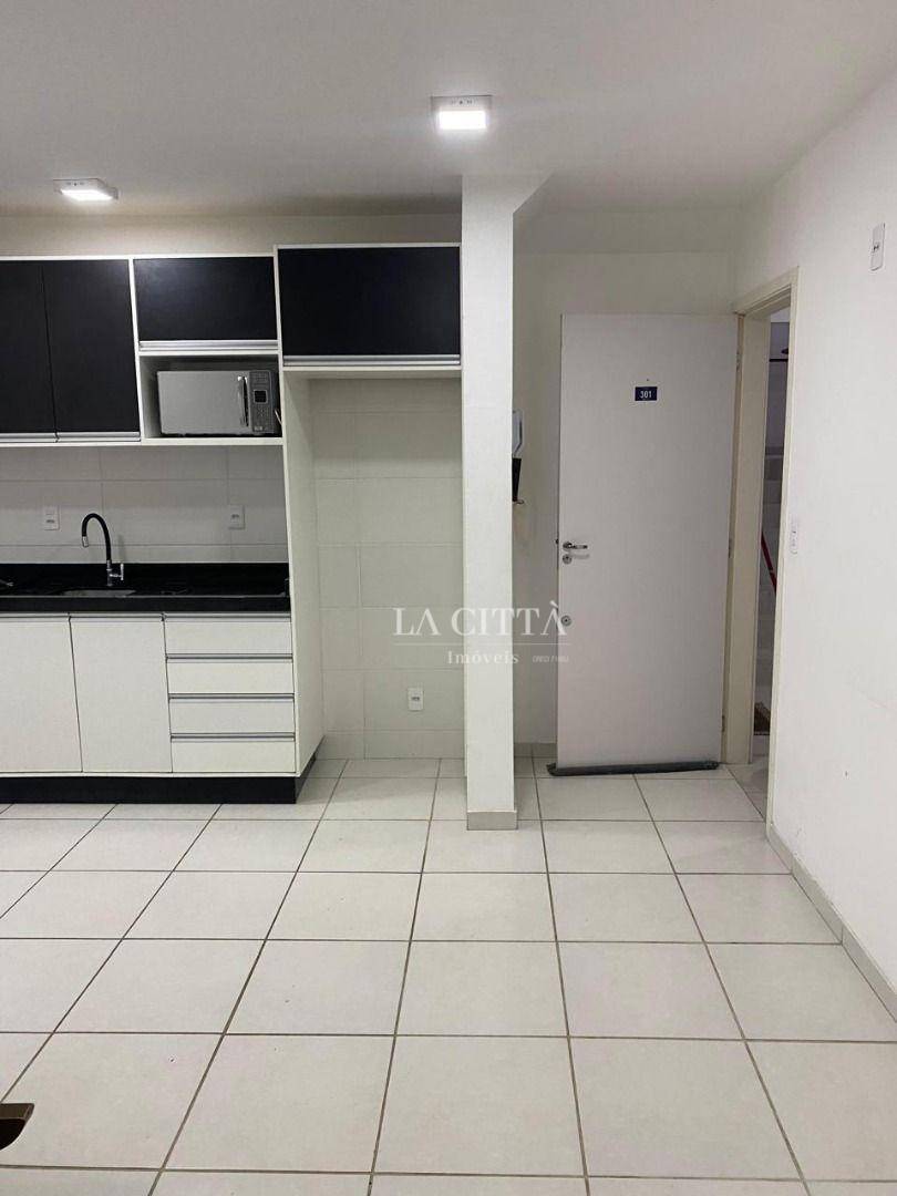 Apartamento à venda com 2 quartos, 45m² - Foto 13