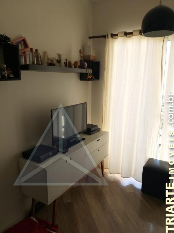 Apartamento à venda com 2 quartos, 50m² - Foto 2