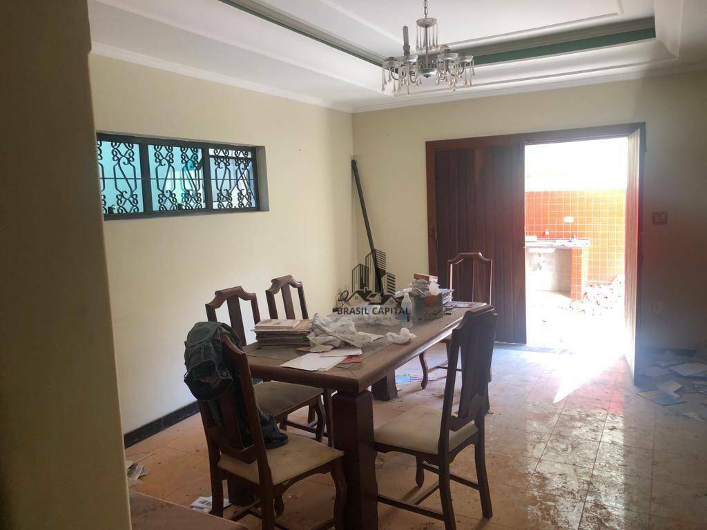 Sobrado à venda com 4 quartos, 380m² - Foto 37