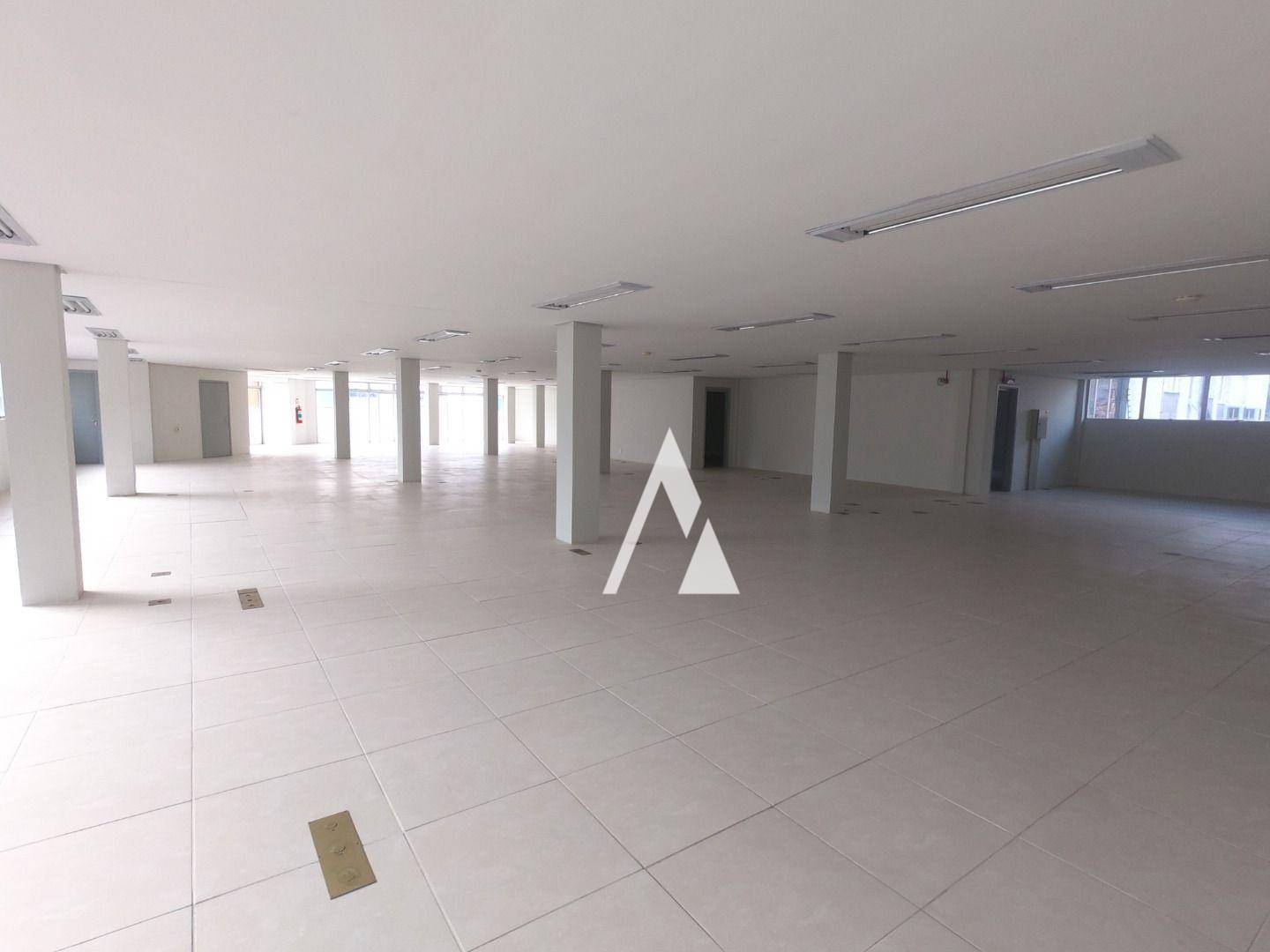 Prédio Inteiro para alugar, 900m² - Foto 19