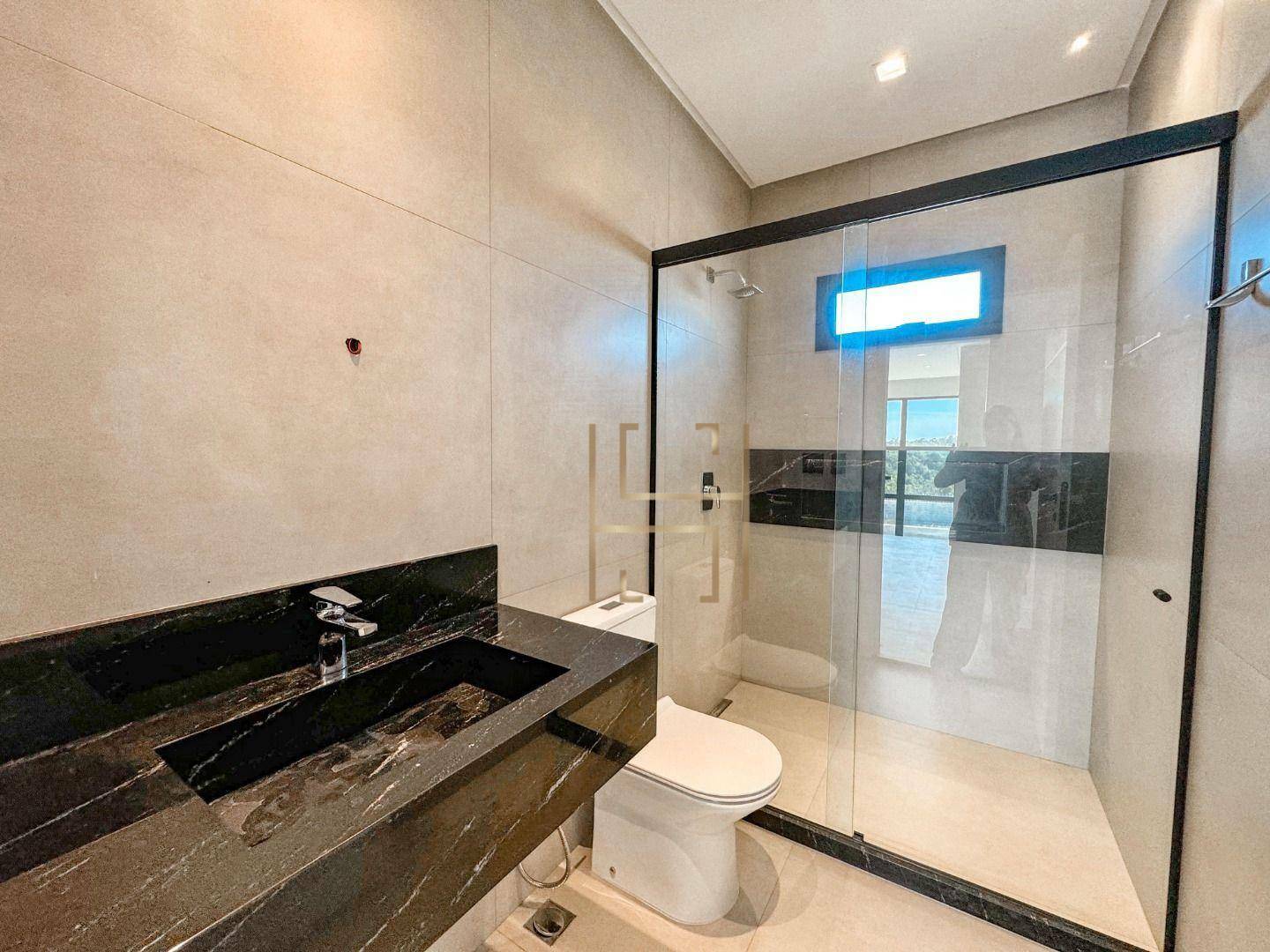 Casa de Condomínio à venda com 5 quartos, 367m² - Foto 18