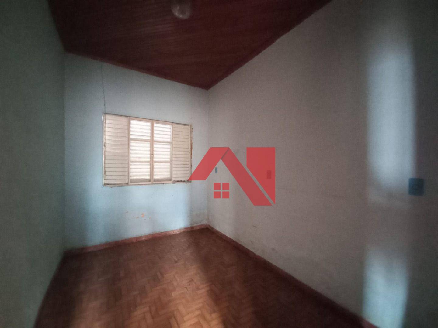 Casa à venda com 3 quartos, 200m² - Foto 8