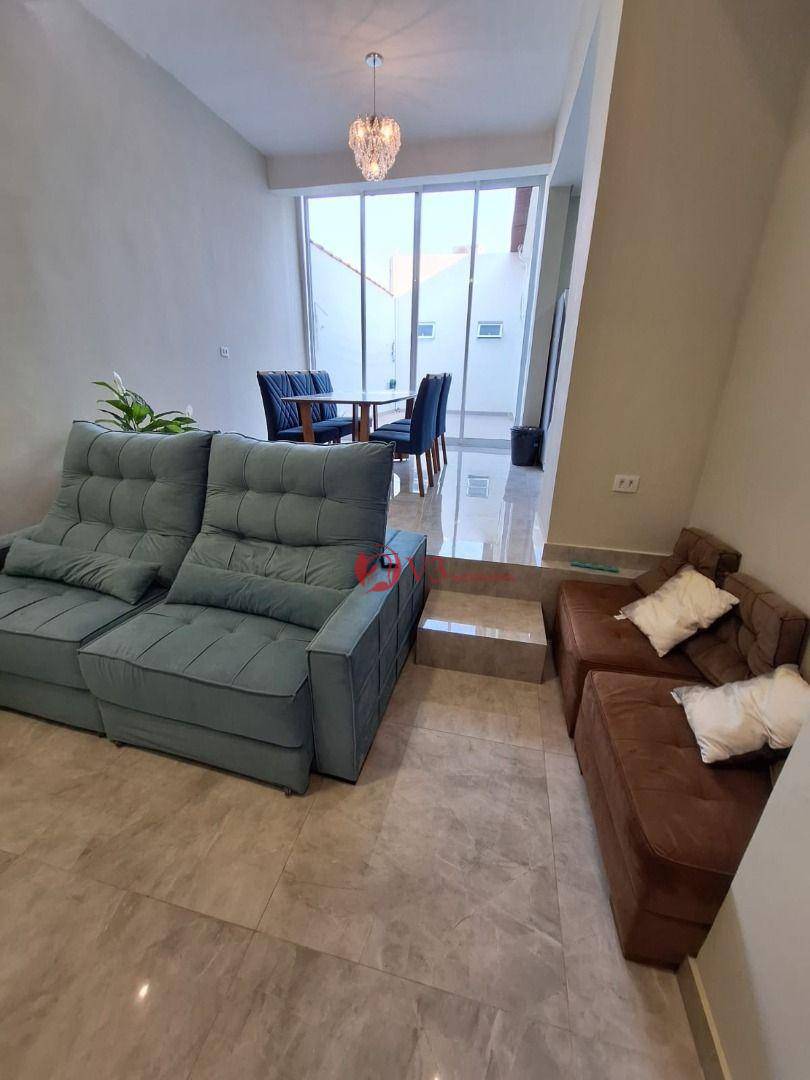 Casa à venda com 2 quartos, 230m² - Foto 4