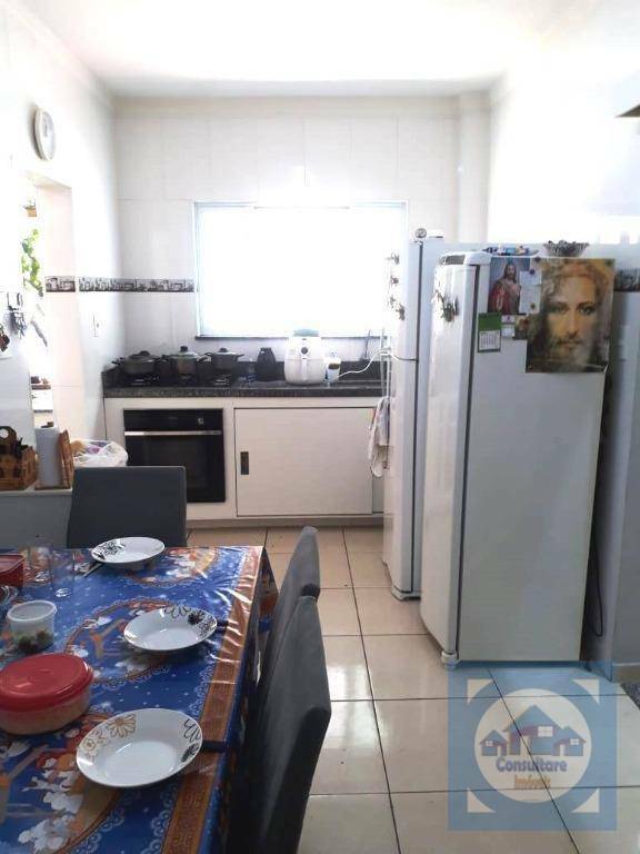 Apartamento à venda com 3 quartos, 137m² - Foto 25