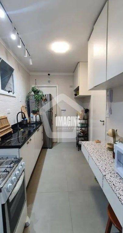 Apartamento à venda com 2 quartos, 68m² - Foto 14