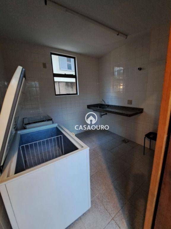 Apartamento à venda com 3 quartos, 125m² - Foto 32