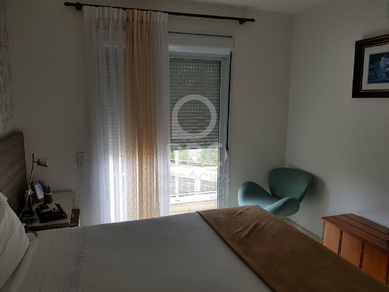 Apartamento à venda com 3 quartos, 186m² - Foto 19