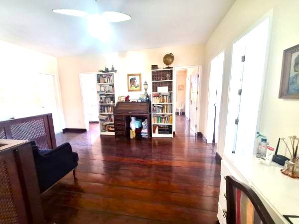 Casa para alugar com 6 quartos, 400m² - Foto 17