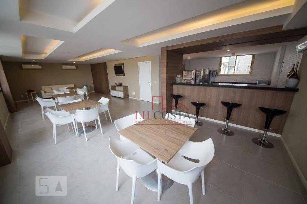 Apartamento à venda com 2 quartos, 60m² - Foto 19