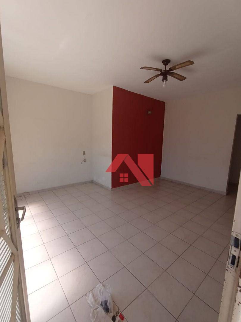 Casa à venda com 3 quartos, 85m² - Foto 10