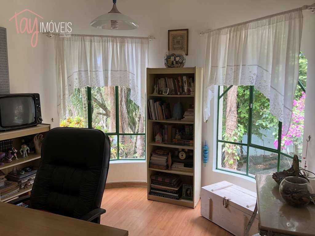 Casa à venda com 3 quartos, 671m² - Foto 24