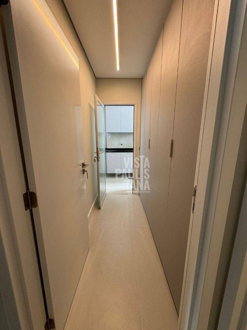 Apartamento para alugar com 3 quartos, 147m² - Foto 35