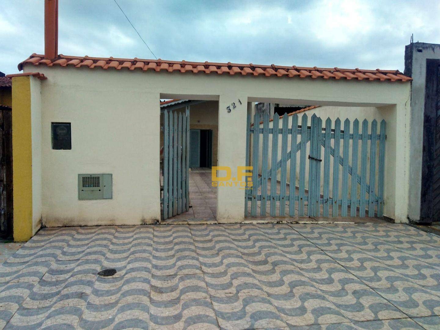 Casa à venda com 2 quartos, 92m² - Foto 2