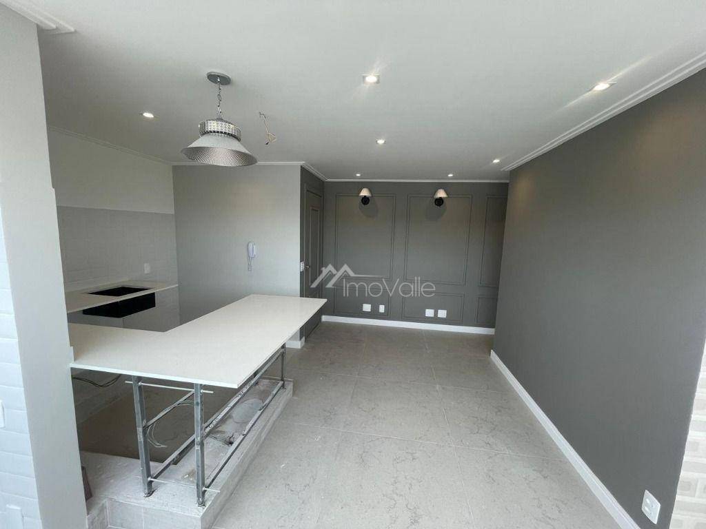 Apartamento à venda com 2 quartos, 63m² - Foto 3