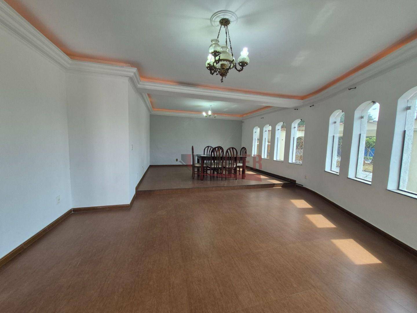 Sobrado, 3 quartos, 319 m² - Foto 4