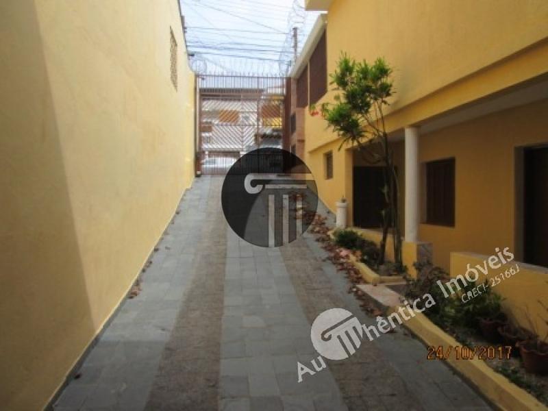 Casa para alugar com 7 quartos, 300m² - Foto 20