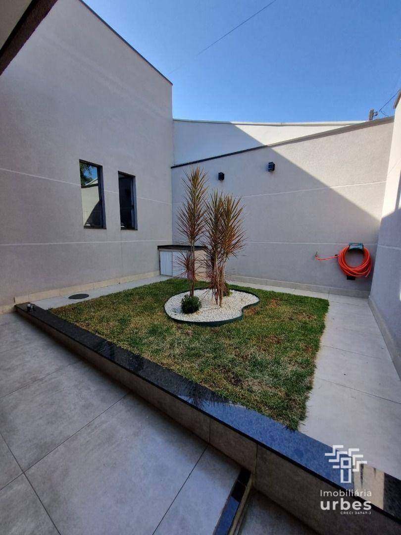 Casa à venda com 2 quartos, 189m² - Foto 3