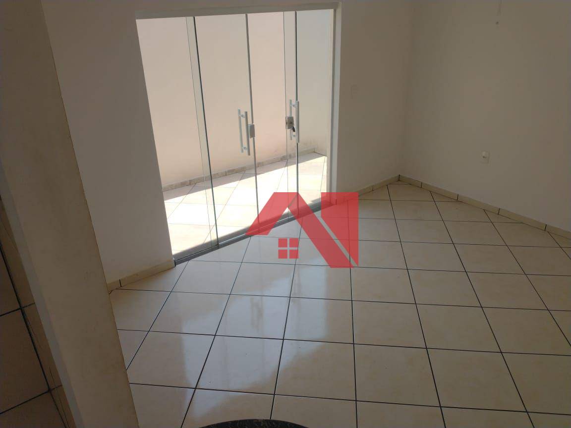 Casa à venda com 3 quartos, 150m² - Foto 5