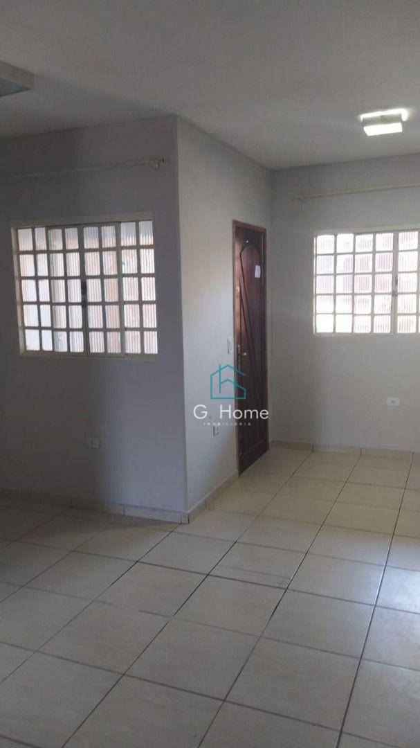 Casa à venda com 3 quartos, 70m² - Foto 3