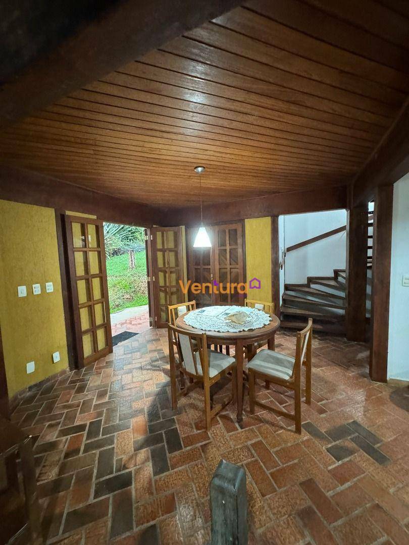 Casa de Condomínio à venda com 3 quartos, 180m² - Foto 24