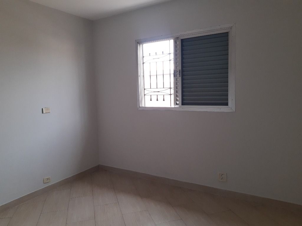 Sobrado à venda com 4 quartos, 250m² - Foto 31