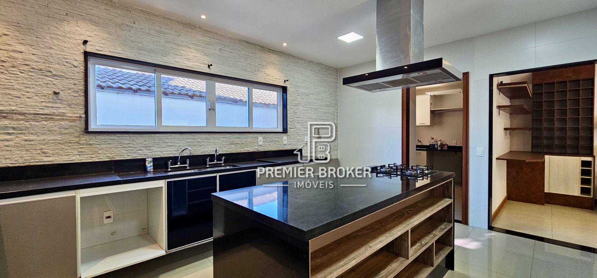 Casa de Condomínio à venda com 3 quartos, 248m² - Foto 4