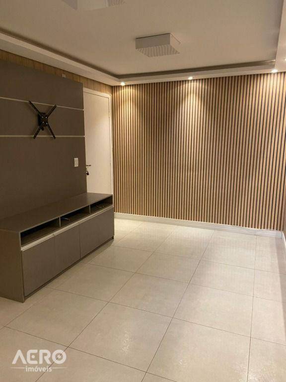 Apartamento à venda com 2 quartos, 70m² - Foto 43