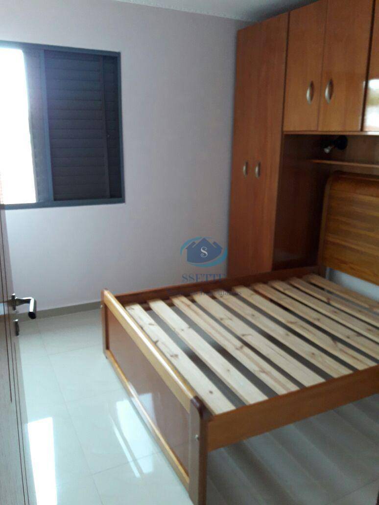 Apartamento à venda com 2 quartos, 70m² - Foto 12