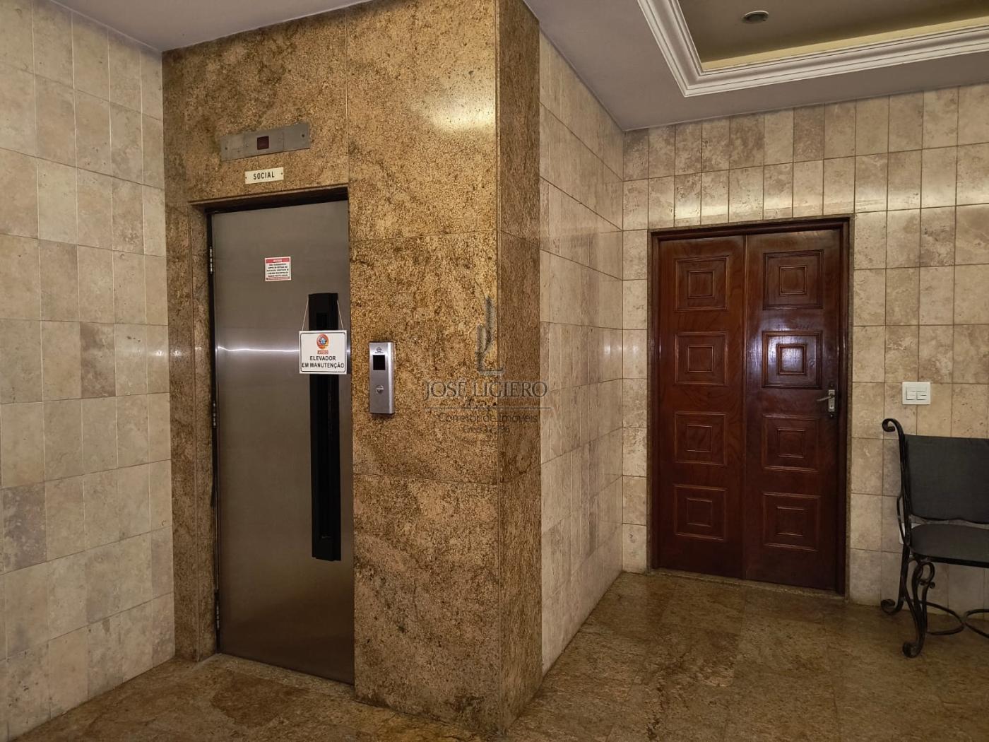 Apartamento à venda com 3 quartos, 150m² - Foto 13