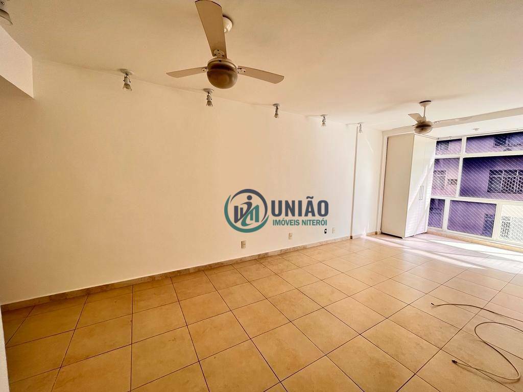 Apartamento à venda com 3 quartos, 114m² - Foto 8