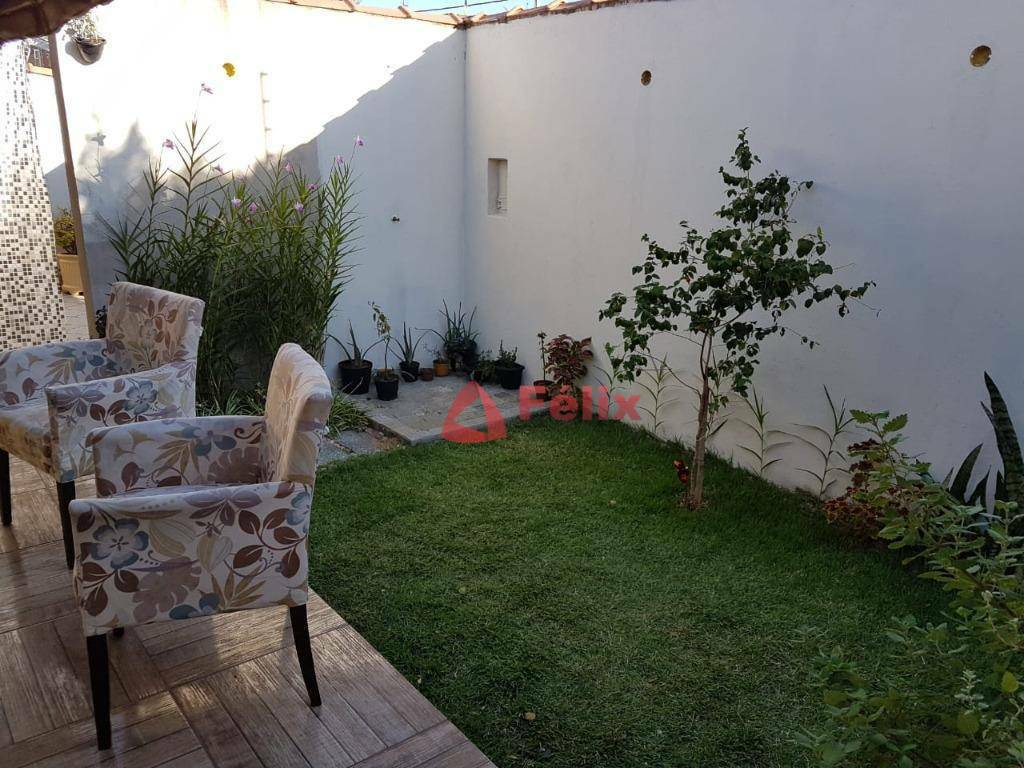 Casa à venda com 3 quartos, 150m² - Foto 10