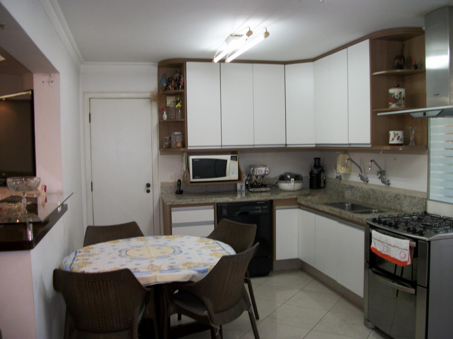 Apartamento à venda com 4 quartos, 143m² - Foto 15