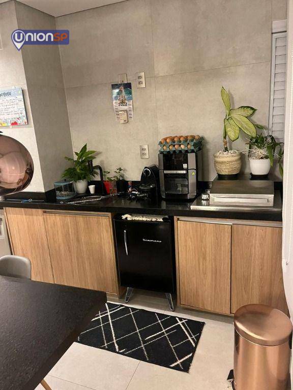 Apartamento à venda com 3 quartos, 158m² - Foto 8