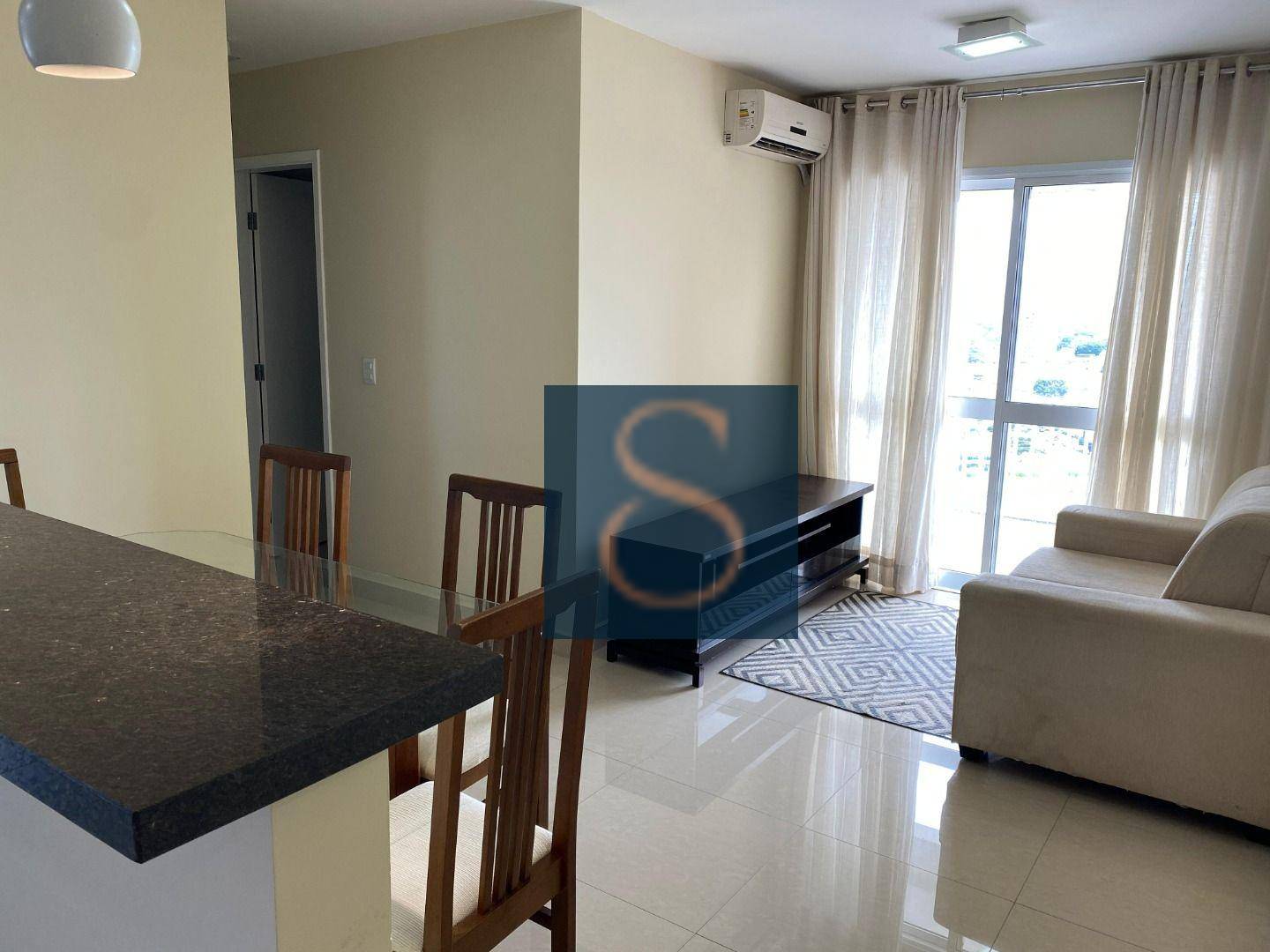 Apartamento à venda com 2 quartos, 65m² - Foto 1