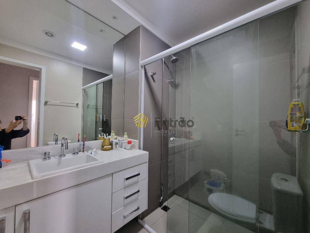 Apartamento à venda com 3 quartos, 95m² - Foto 17