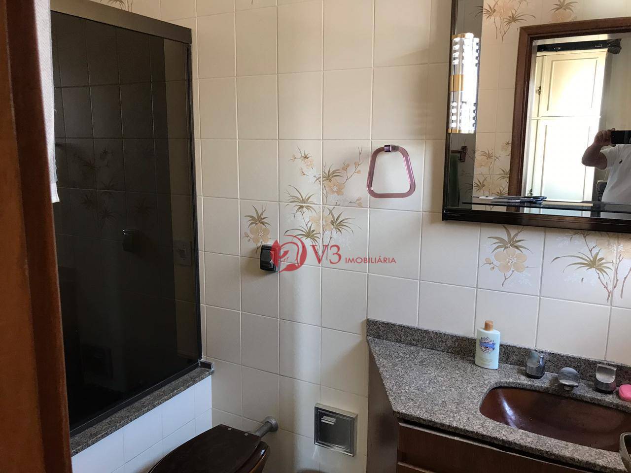 Apartamento à venda com 3 quartos, 256m² - Foto 7