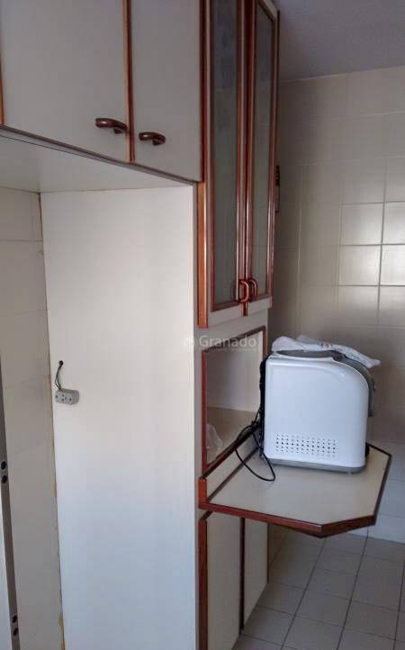 Apartamento à venda com 2 quartos, 69m² - Foto 7