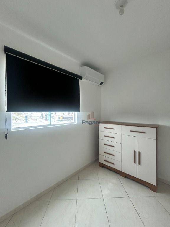 Apartamento à venda com 2 quartos, 93m² - Foto 5