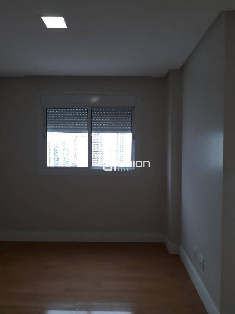 Apartamento à venda com 3 quartos, 130m² - Foto 29