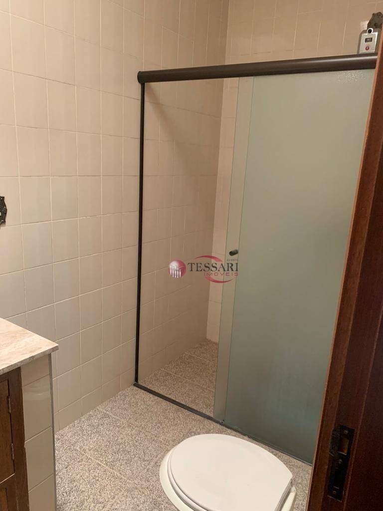 Casa à venda com 3 quartos, 242m² - Foto 21