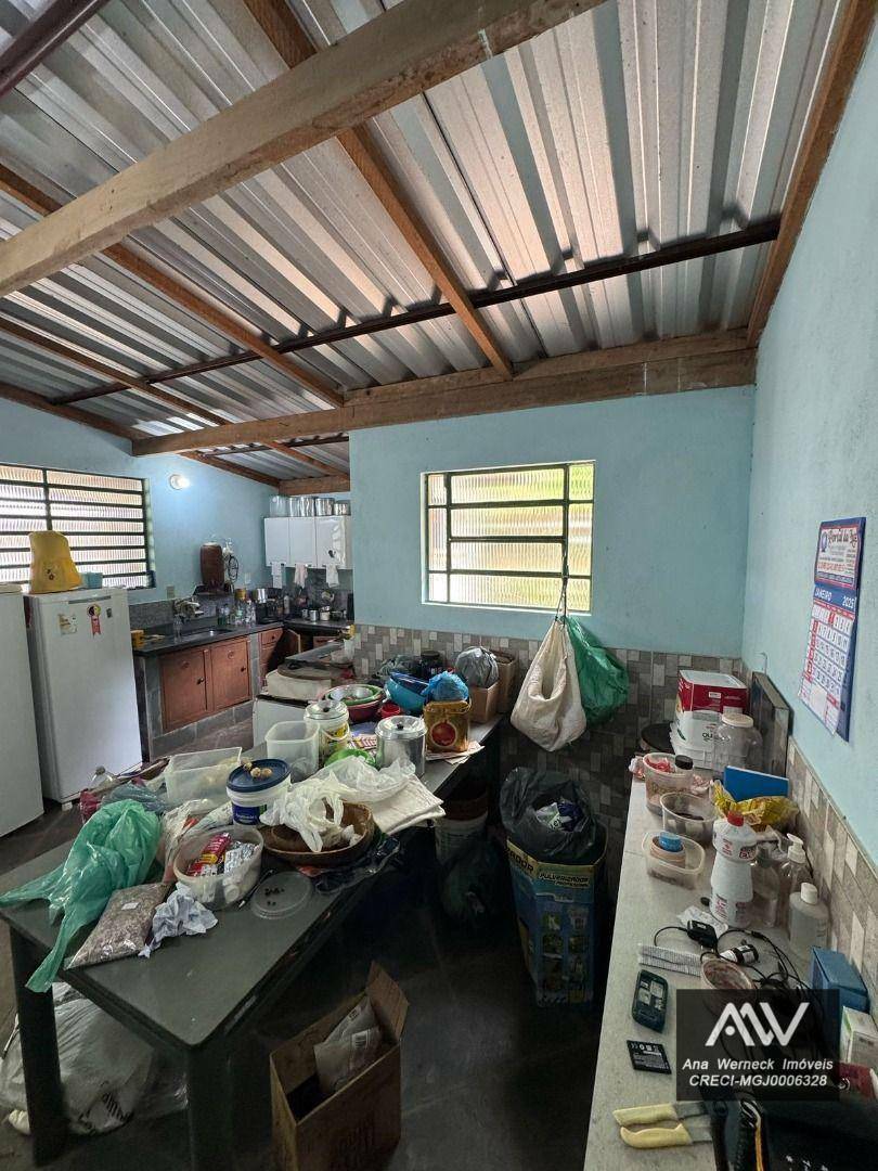 Chácara à venda com 2 quartos, 75m² - Foto 8